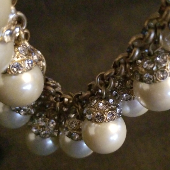 J Crew gold pearl and rhinestones necklace. NWT - Picture 6 of 8